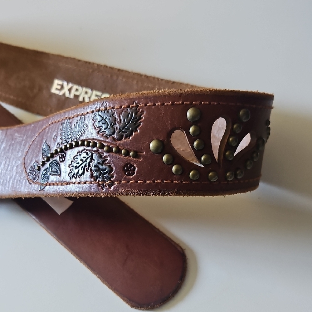 Express Tan Leather Belt with Floral Embroidery - Picture 2 of 13